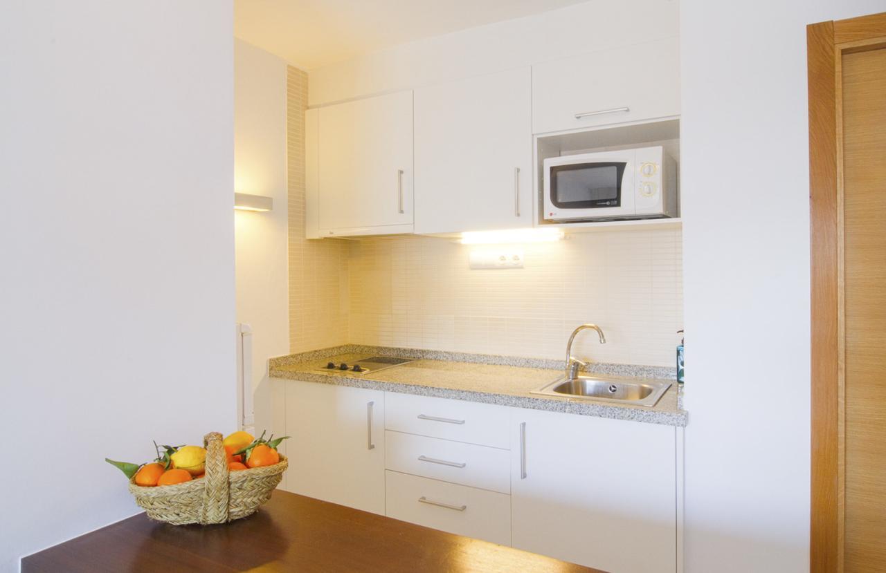 Apartamentos Bon Lloc Santa Eulária des Riu Exterior foto